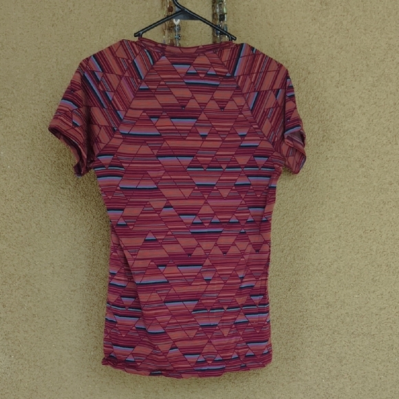 Smartwool Women's Red Geometric Short Sleeve Tee - Picture 3 of 4